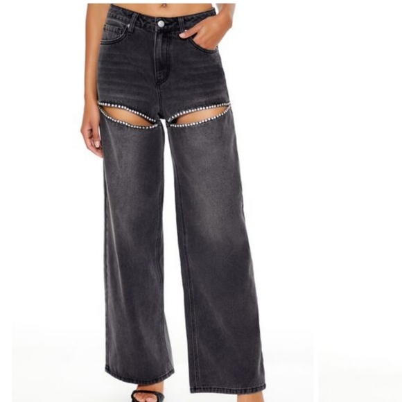 Forever 21 NWTs Bratz x F21 Rhinestone Wide-Leg Cutout Jeans - Picture 5 of 9